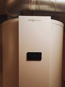 Montaż pompy ciepła Viessmann do CWU w domu jednorodzinnym. Warszawa | RENEVen